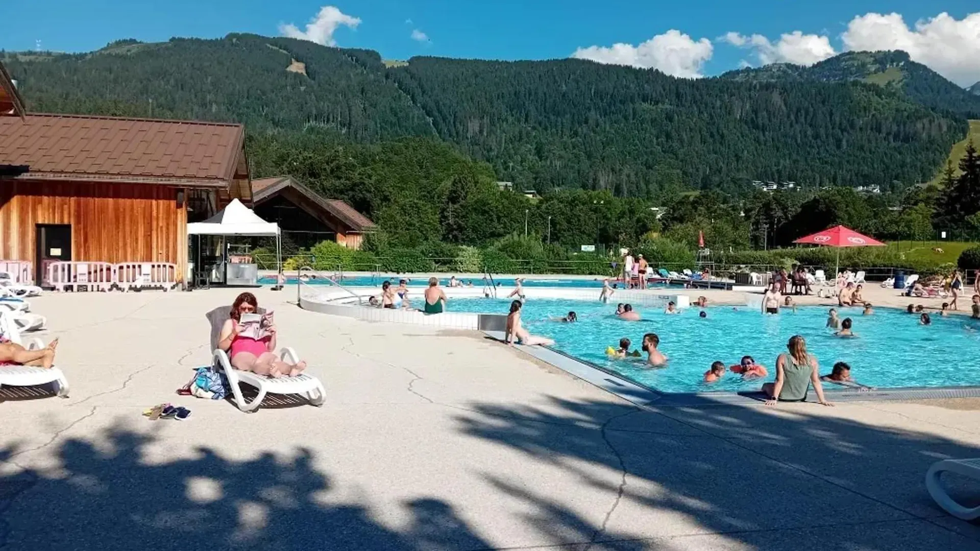 Charmant Studio A Les Carroz Vue Montagne 27 M² Casier A Skis Frankrike